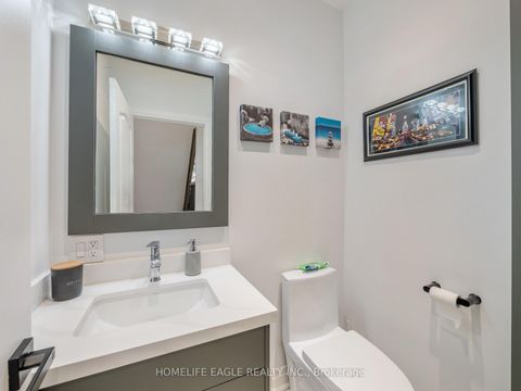 Photo 10 at 6 Brightsview Drive, Oak Ridges, Richmond Hill