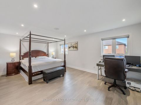 Photo 12 at 6 Brightsview Drive, Oak Ridges, Richmond Hill