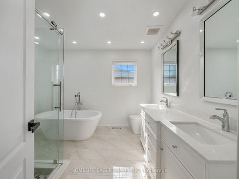 Photo 13 at 6 Brightsview Drive, Oak Ridges, Richmond Hill