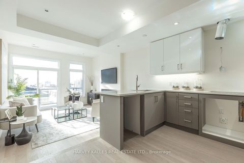 Photo 1 at 15 Innes Avenue, Davenport, Toronto
