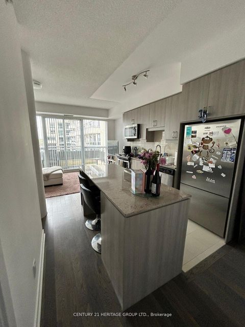 Photo 3 at 617 - 9201 Yonge Street, Langstaff, Richmond Hill
