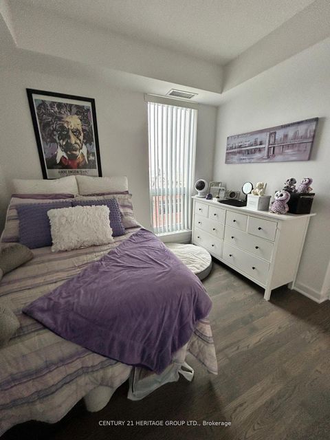 Photo 9 at 617 - 9201 Yonge Street, Langstaff, Richmond Hill