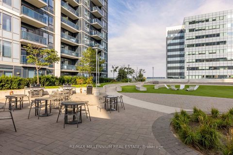 Photo 2 at 1401 - 3700 Highway 7 Road, East Woodbridge, Vaughan