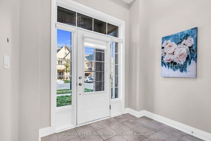 Photo 3 at 24 Dalbeattie Drive, Bram West, Brampton