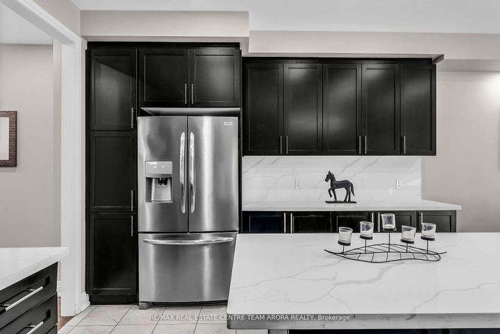 Photo 12 at 24 Dalbeattie Drive, Bram West, Brampton