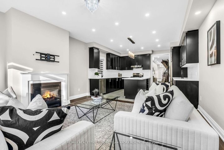 Photo 16 at 24 Dalbeattie Drive, Bram West, Brampton