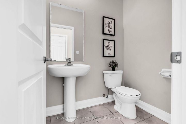 Photo 17 at 24 Dalbeattie Drive, Bram West, Brampton