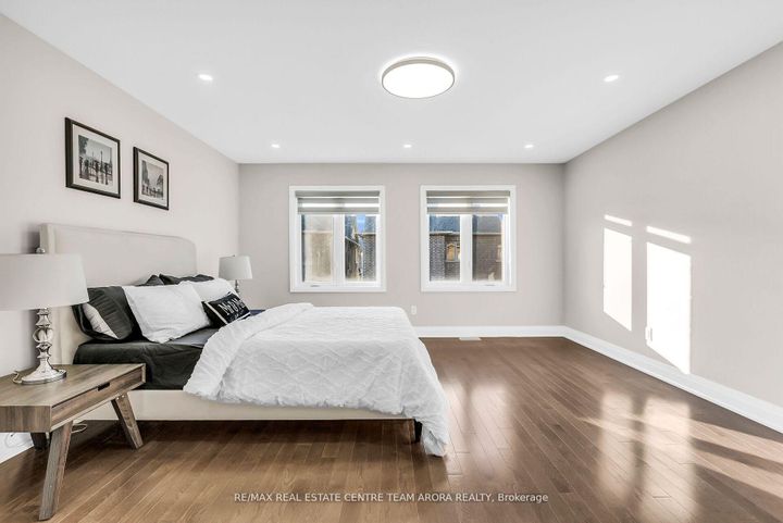 Photo 18 at 24 Dalbeattie Drive, Bram West, Brampton