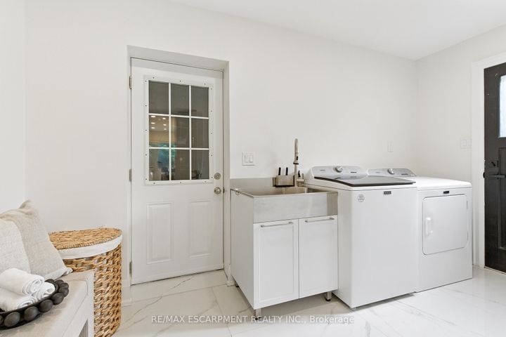 Photo 21 at 1245 Bramblewood Lane, Lorne Park, Mississauga