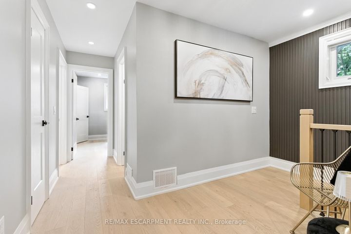 Photo 24 at 1245 Bramblewood Lane, Lorne Park, Mississauga