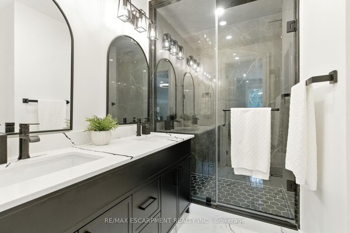 Photo 28 at 1245 Bramblewood Lane, Lorne Park, Mississauga