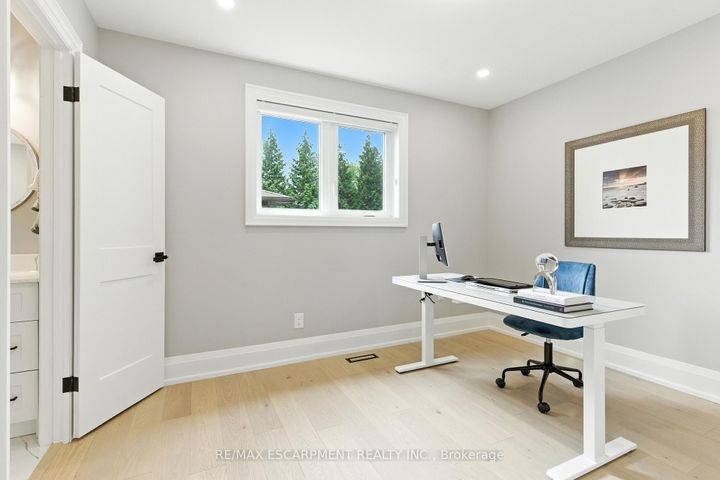 Photo 38 at 1245 Bramblewood Lane, Lorne Park, Mississauga