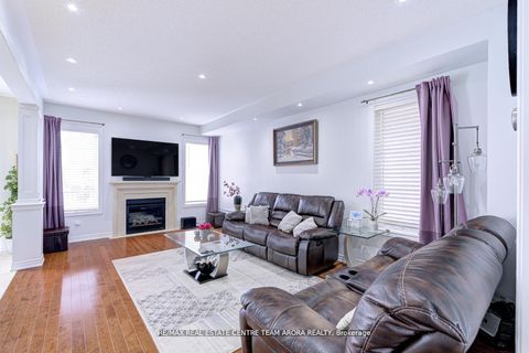 Photo 8 at 40 Killington Avenue, Kleinburg, Vaughan