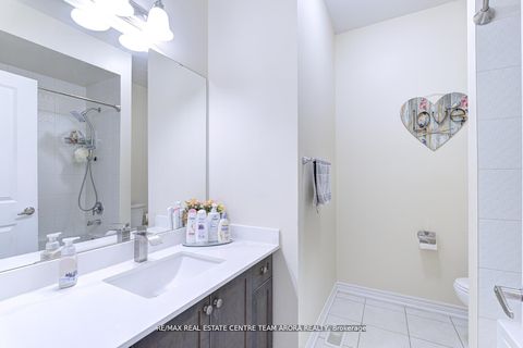 Photo 36 at 40 Killington Avenue, Kleinburg, Vaughan