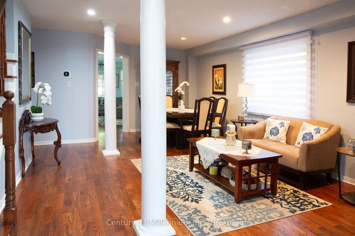 Photo 3 at 84 Weather Vane Lane, Fletcher's Creek Village, Brampton