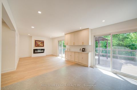 Photo 9 at 20 Saddletree Drive, Steeles, Toronto