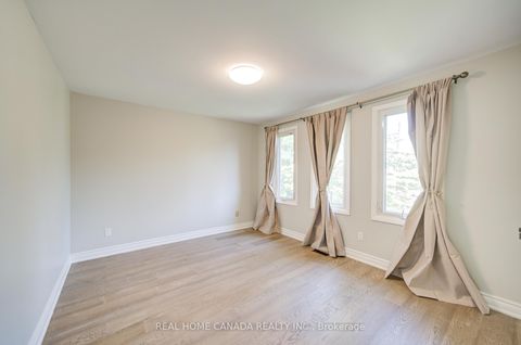 Photo 34 at 20 Saddletree Drive, Steeles, Toronto