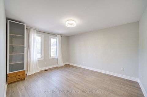 Photo 36 at 20 Saddletree Drive, Steeles, Toronto