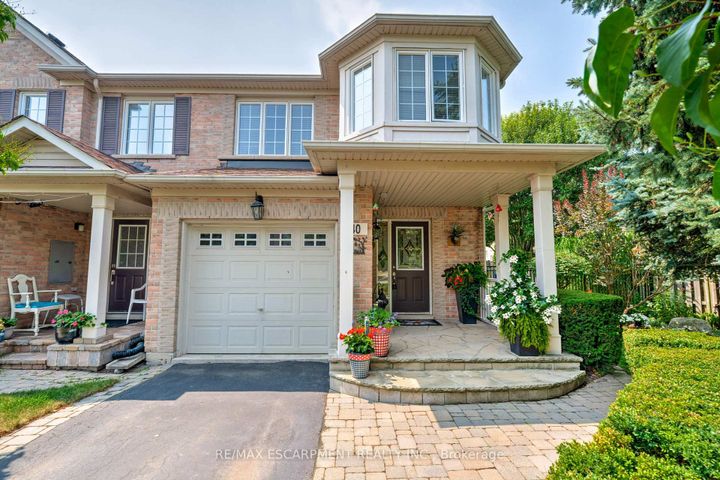 Photo 1 at 40 - 2511 Boros Road, Rose, Burlington