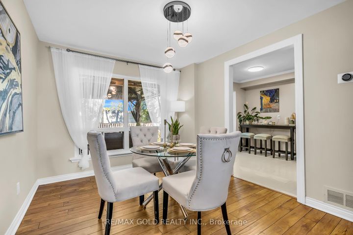 Photo 6 at 7 - 3065 Lenester Drive, Erindale, Mississauga
