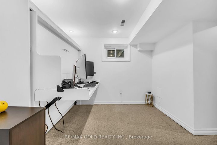 Photo 34 at 7 - 3065 Lenester Drive, Erindale, Mississauga