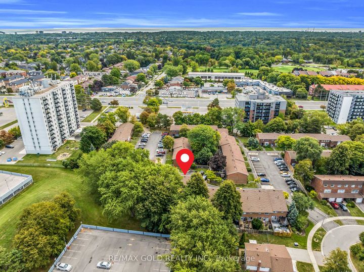 Photo 43 at 7 - 3065 Lenester Drive, Erindale, Mississauga