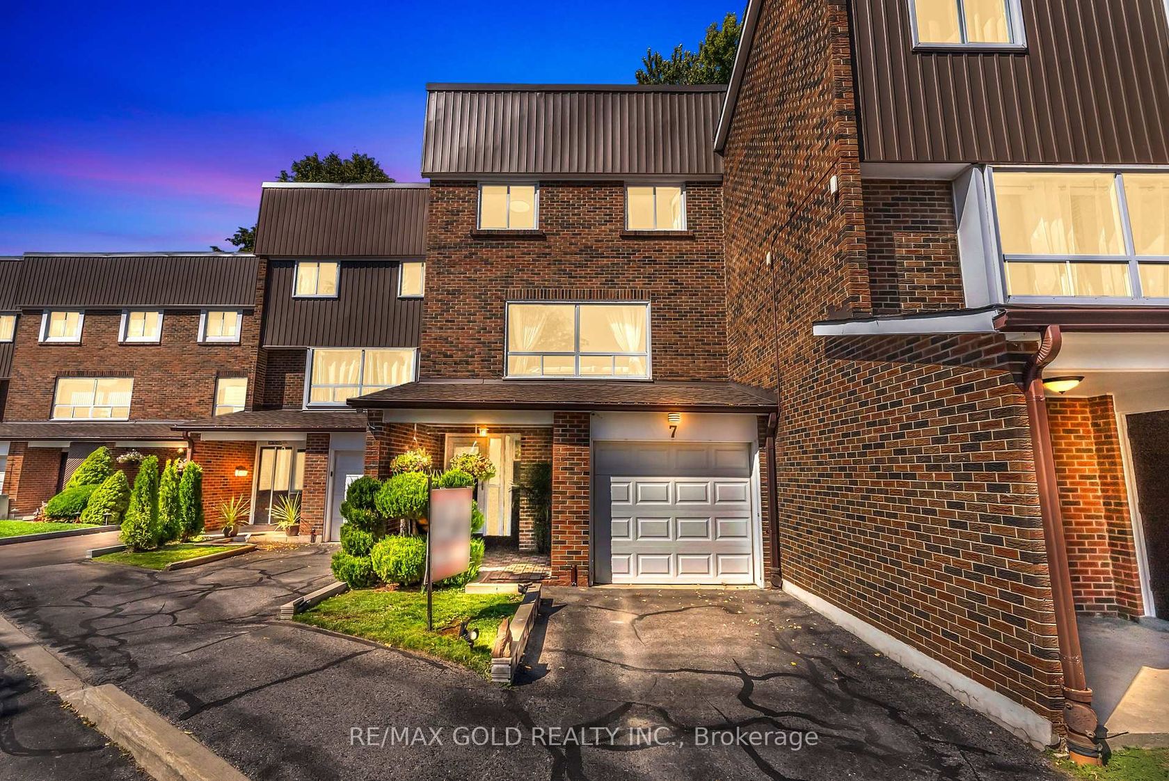 7 - 3065 Lenester Drive, Erindale, Mississauga 2