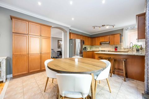 Photo 11 at 186 Saint Francis Avenue, Vellore Village, Vaughan