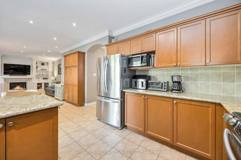 Photo 12 at 186 Saint Francis Avenue, Vellore Village, Vaughan
