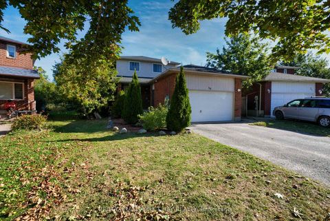Photo 35 at 30 Rosenfeld Drive, Grove East, Barrie