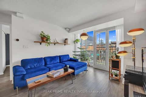 Photo 3 at 306 - 308 Palmerston Avenue, Bellwoods, Toronto