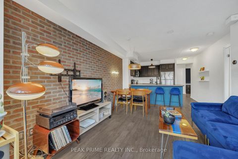 Photo 5 at 306 - 308 Palmerston Avenue, Bellwoods, Toronto