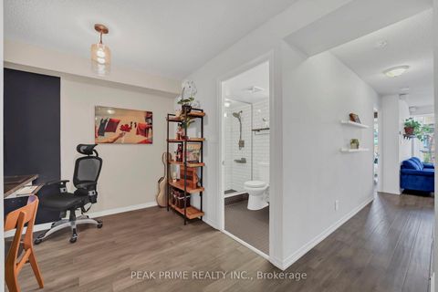 Photo 11 at 306 - 308 Palmerston Avenue, Bellwoods, Toronto