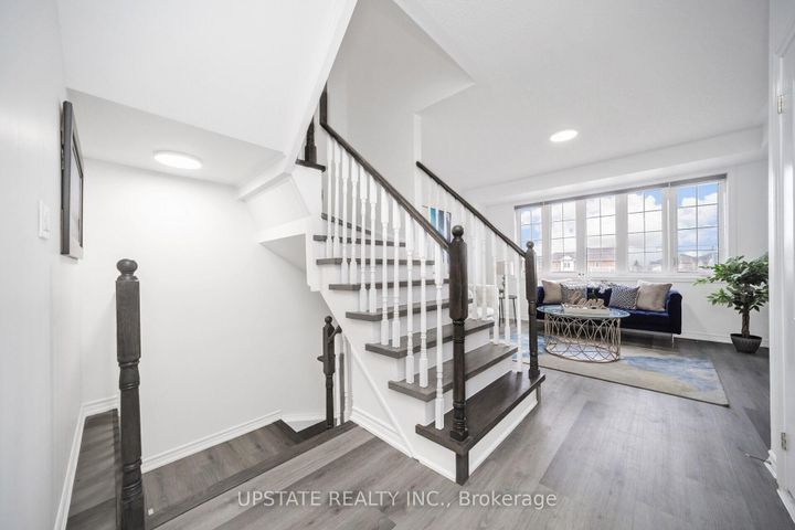 Photo 1 at 5 Telegraph Street, Heart Lake East, Brampton