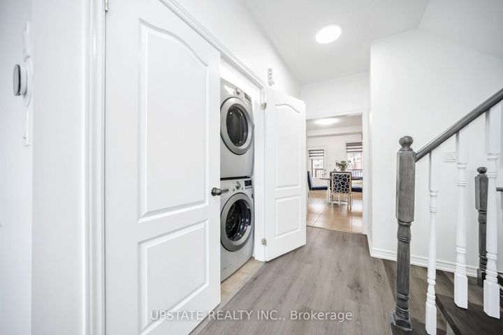 Photo 6 at 5 Telegraph Street, Heart Lake East, Brampton