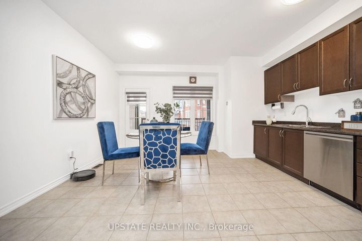 Photo 9 at 5 Telegraph Street, Heart Lake East, Brampton