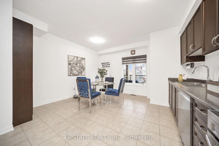 Photo 10 at 5 Telegraph Street, Heart Lake East, Brampton