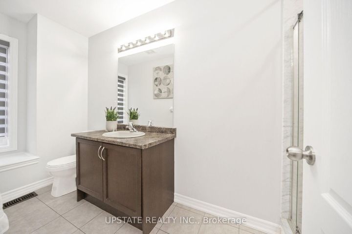 Photo 29 at 5 Telegraph Street, Heart Lake East, Brampton