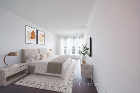 Photo 2 at 1707 - 8 Lee Centre Drive, Woburn, Toronto