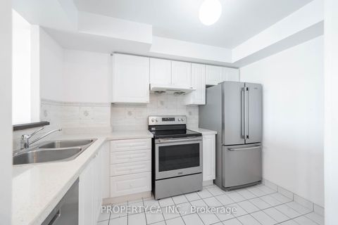 Photo 8 at 1707 - 8 Lee Centre Drive, Woburn, Toronto