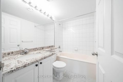 Photo 17 at 1707 - 8 Lee Centre Drive, Woburn, Toronto