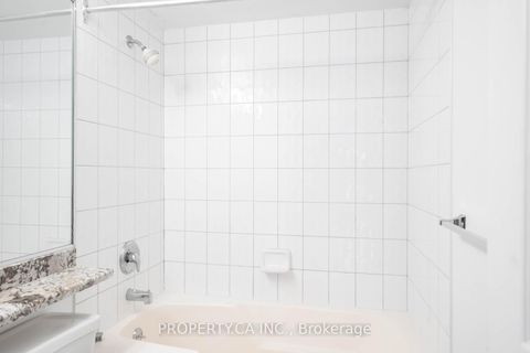 Photo 18 at 1707 - 8 Lee Centre Drive, Woburn, Toronto