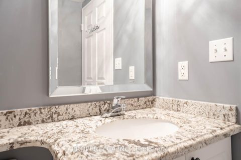 Photo 21 at 1707 - 8 Lee Centre Drive, Woburn, Toronto
