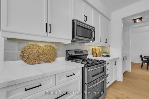Photo 23 at 18 - 2295 Rochester Circle, BC Bronte Creek, Oakville