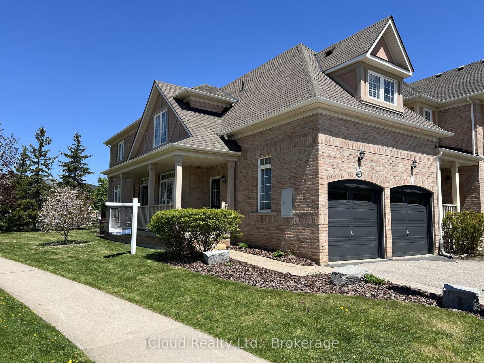 18 - 2295 Rochester Circle, BC Bronte Creek, Oakville 
