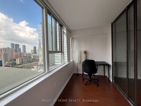 Photo 8 at PH11 - 45 Carlton Street, Yonge Corridor, Toronto