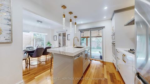 Photo 8 at 192 Winding Lane, Yorkhill, Vaughan