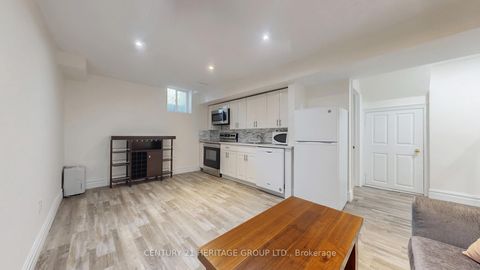 Photo 33 at 192 Winding Lane, Yorkhill, Vaughan