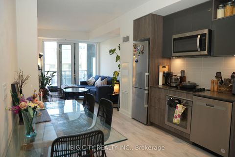 Photo 2 at 716 - 60 Princess Street, Waterfront Communities C8, Toronto Photo 2 at 716 - 60 Princess Street, Waterfront Communities C8, Toronto