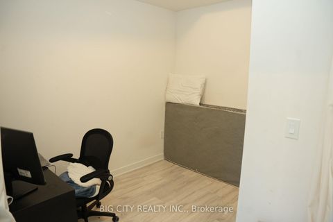 Photo 11 at 716 - 60 Princess Street, Waterfront Communities C8, Toronto